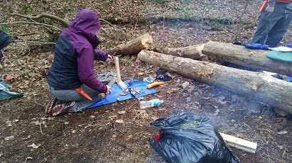 Student Batoning Wood